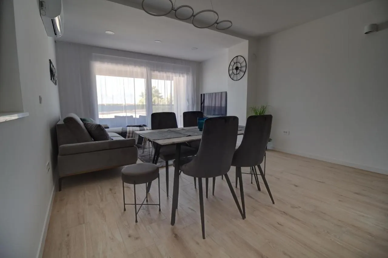Apartament Luxury Beachfront Villa Crystal Aenona - By Ta Leut Agency Nin