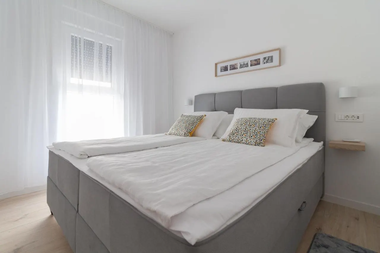 Luxury Beachfront Villa Crystal Aenona - By Ta Leut Agency Nin Apartament