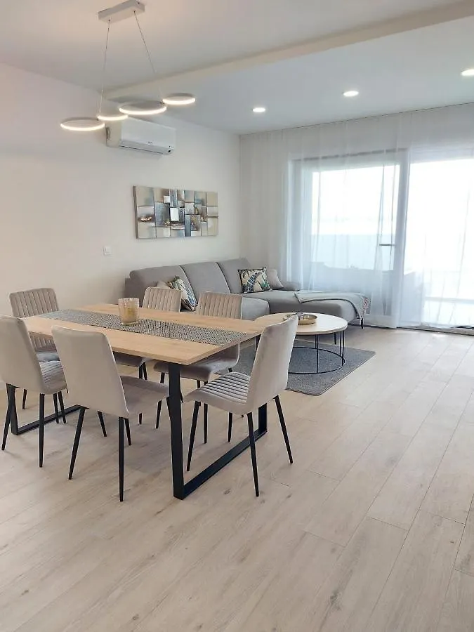 נין Luxury Beachfront Villa Crystal Aenona - By Ta Leut Agency