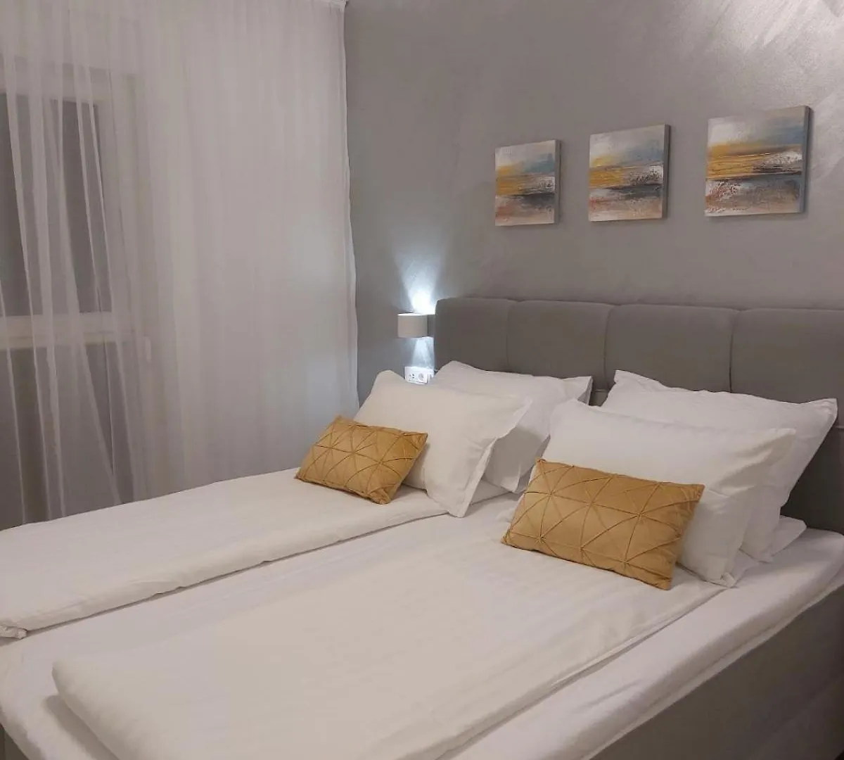 נין Luxury Beachfront Villa Crystal Aenona - By Ta Leut Agency 0*,